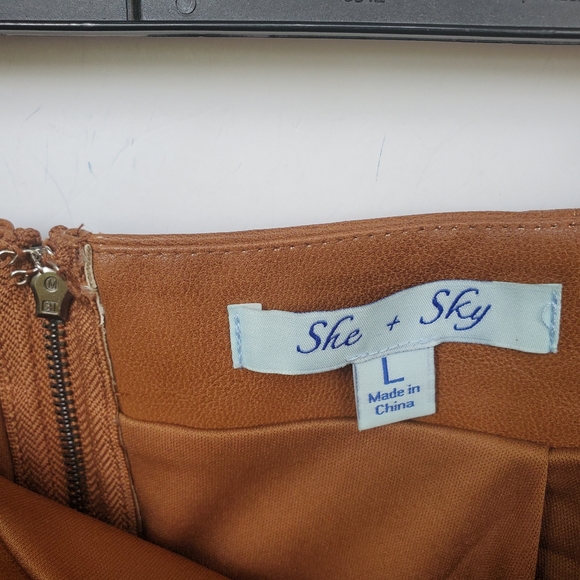SHE & SKY Faux Leather Mini Skirt Sz L - EUC! - Picture 9 of 11